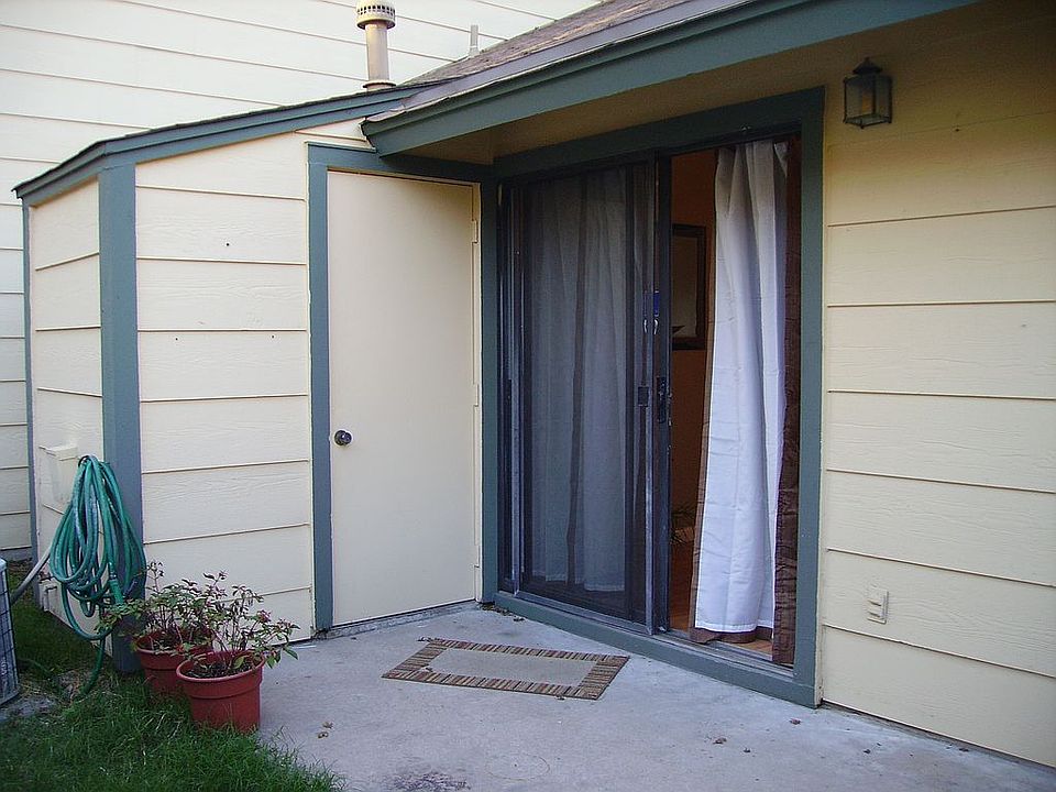 1st image of 1411 Gracy Farms Ln APT 103