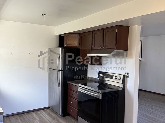 5th image of 1470 E Brooklane Cir S #1470