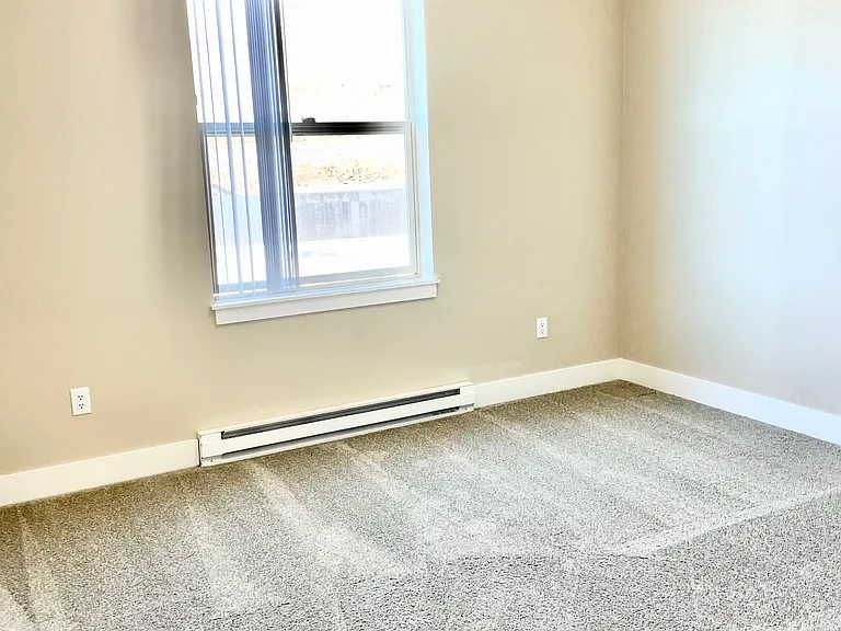 3 bed 2 bath
1235 SQ. FT.
Master bedroom