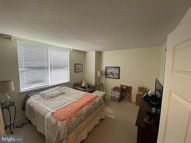 3830 9th St N #208W — Photo 12