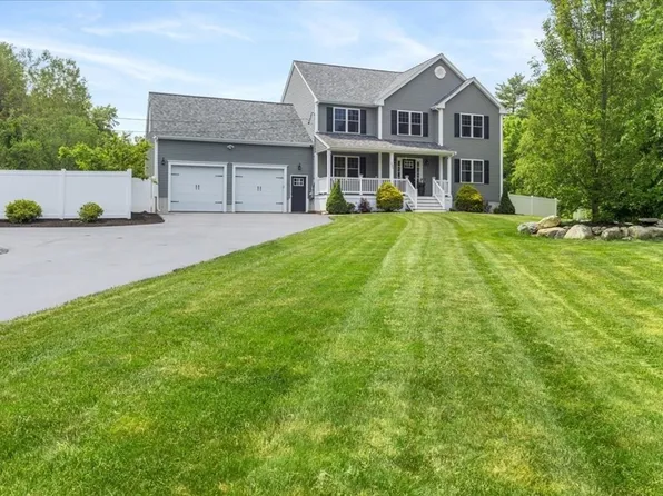 206 Bedford St, Middleboro, MA 02346