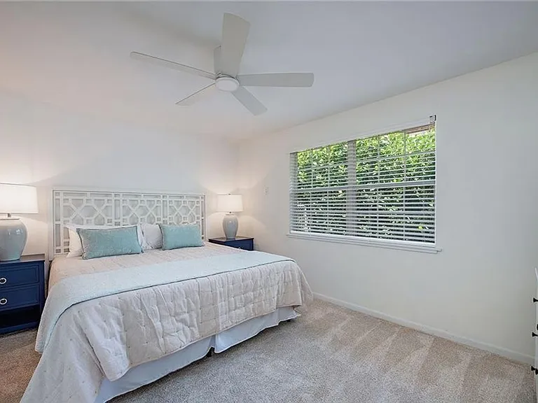 1281 Diana Ave — Photo 11