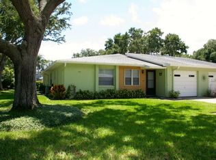 1131 Orange Tree Cir W APT B, Palm Harbor, FL 34684