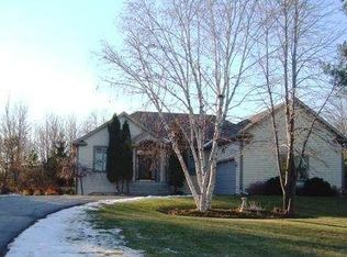 3232 Limerick Ln, Sheboygan, WI 53083