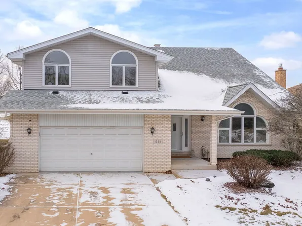 1358 Overton Dr, Lemont, IL 60439