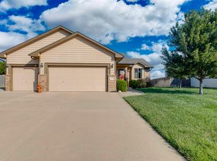 1435 N Aster St, Andover, KS 67002