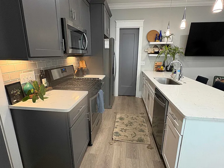 3 Sanctuary Ct #201 — Photo 3
