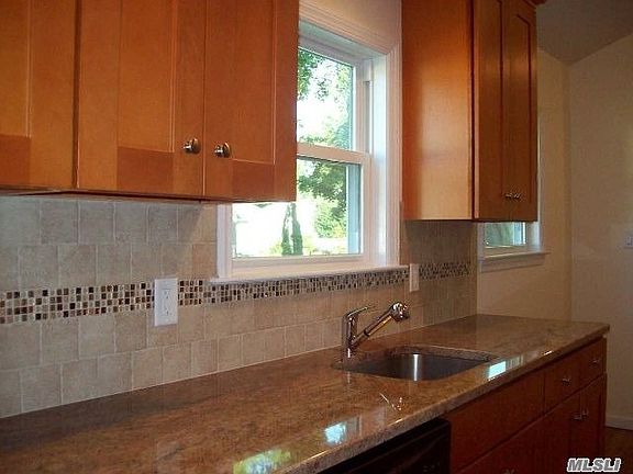 4th image of 47 Foxwood Dr E