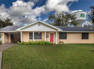 812 W Stockton St, Falfurrias, TX 78355