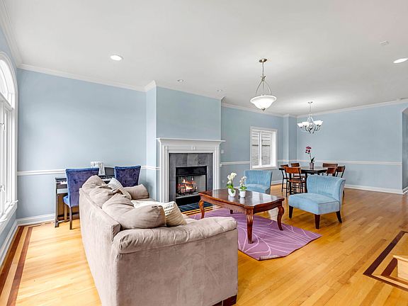 4th image of 4616 W Waveland Ave
