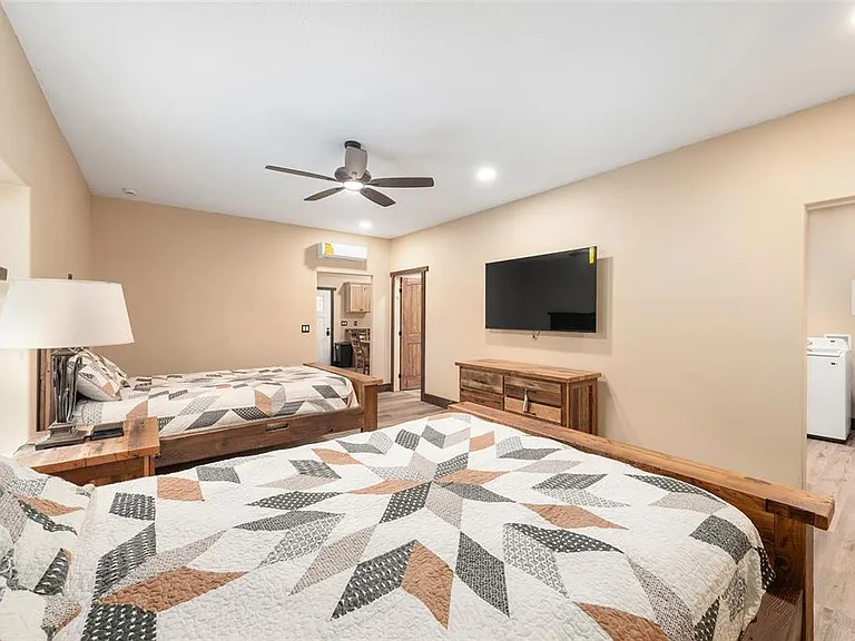 13869 S Highway 475 — Photo 21