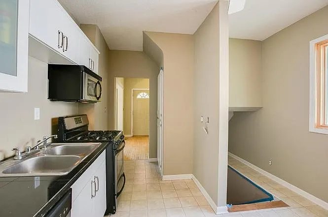 6 bed, $3,200 — Photo 4