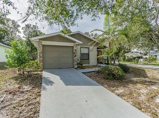 762 Merlins Ct, Tarpon Springs, FL 34689