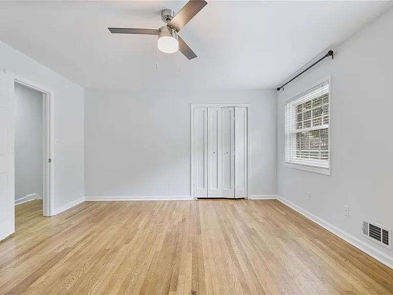 2903 Old Sewell Rd — Photo 12