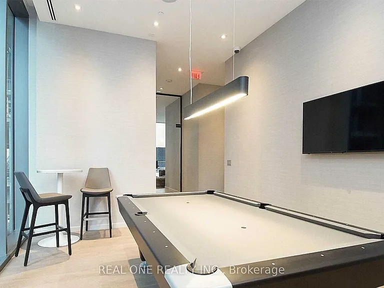 42 Charles St E #2904 — Photo 18