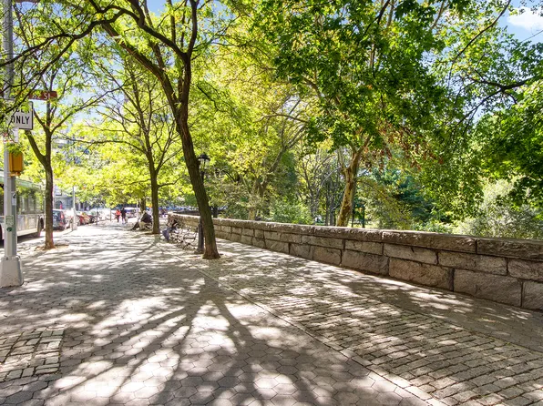 100 Riverside Drive 7B image 14 of 14