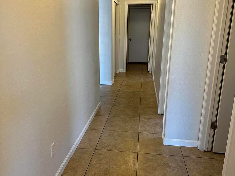 1383 S 228th Ln — Photo 7
