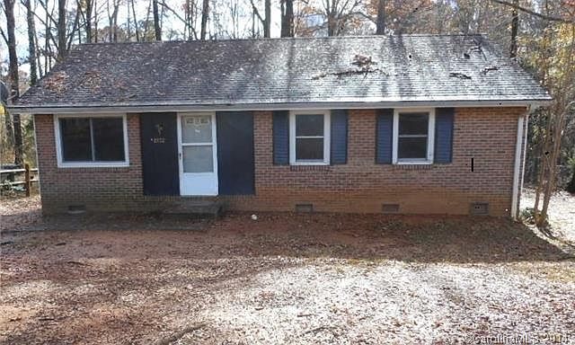 1st image of 2852 Crawford Ave