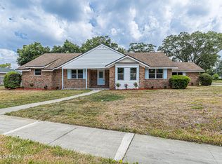 7557 Holiday Rd S, Jacksonville, FL 32216
