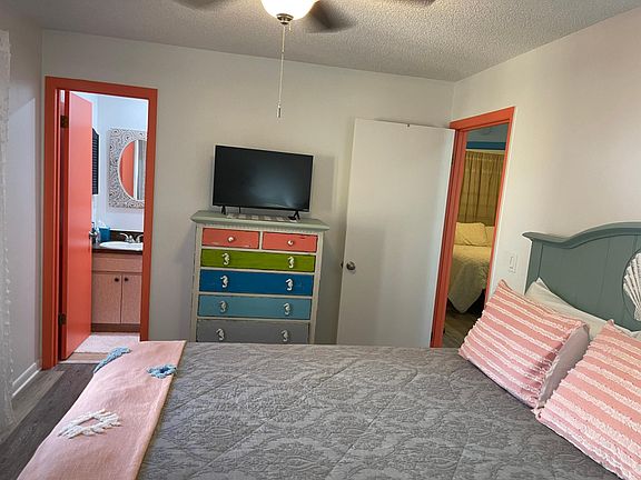 Queen Bedroom with Private Half Bath