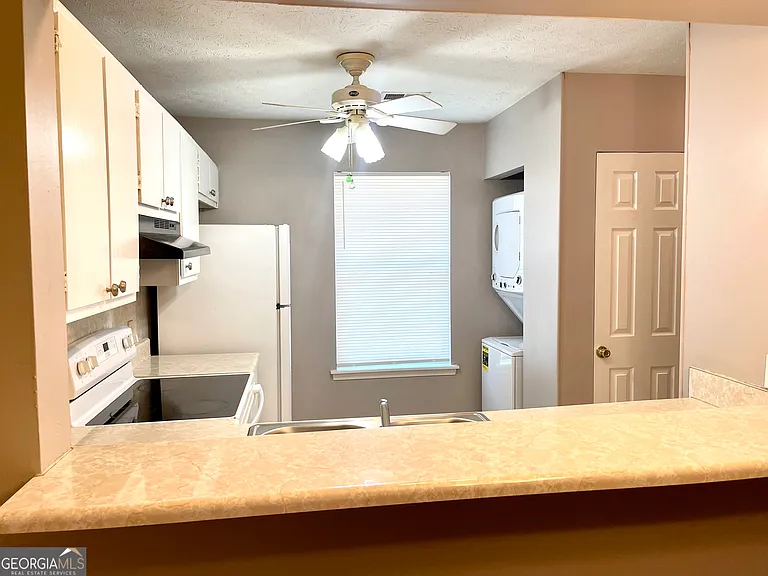 216 Sheraton Ct — Photo 7