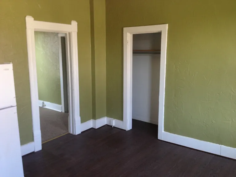 1116 Brown St — Photo 7