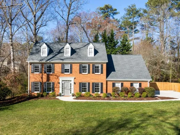 735 Princeton Mill Run, Marietta, GA 30068