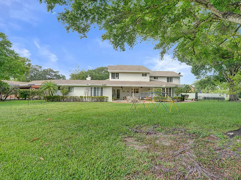 12213 Melissa Way — Photo 41
