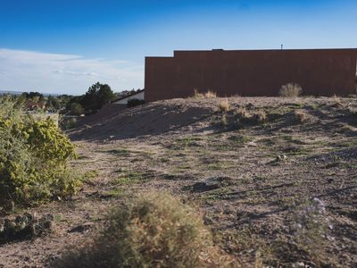 1748 Cliffside Dr NW, Albuquerque, NM, 87105