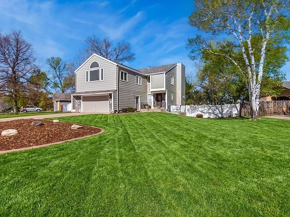 3rd image of 716 Dellwood Dr