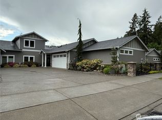 2215 Bayside Pl NE, Olympia, WA