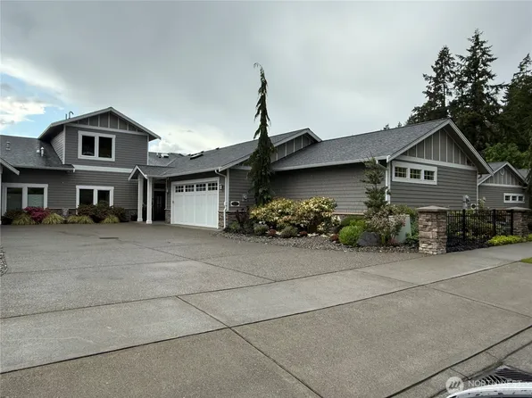 2215 Bayside Place NE, Olympia, WA 98506