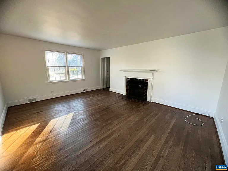 1545 Rugby Ave — Photo 7