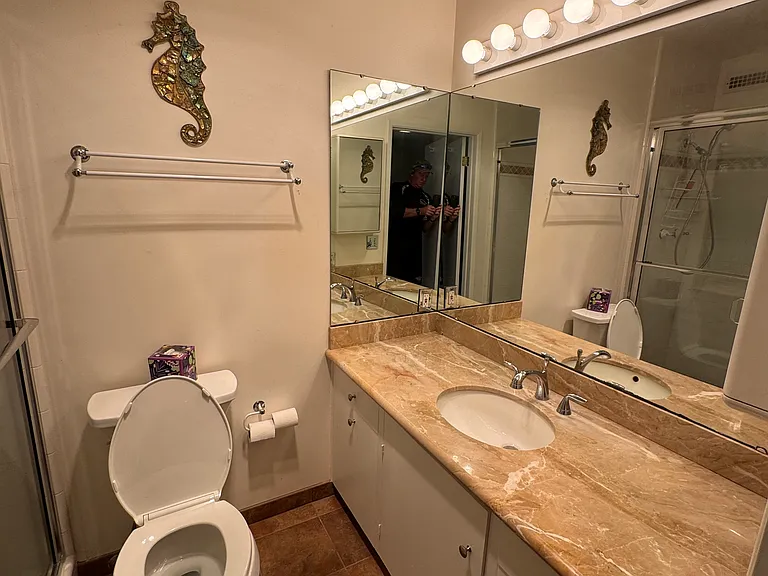 2915 Lawrence St #8 — Photo 30