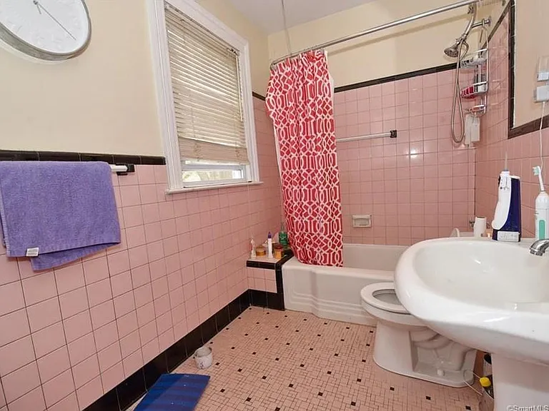 24 Plant St #2 — Photo 4