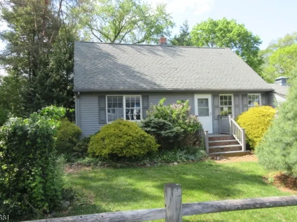12 Jericho Rd, Butler Boro, NJ 07405