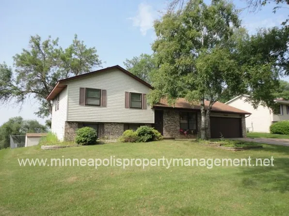 8340 Foothill Rd S, Cottage Grove, MN 55016