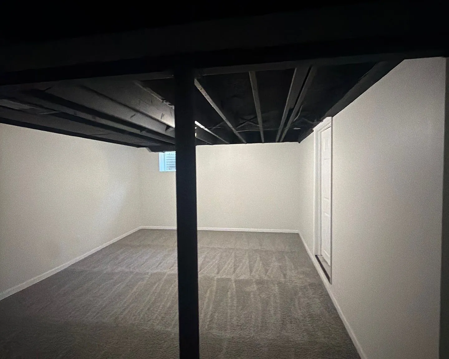 4 bed, 1080 sqft, $2,756 — Photo 3
