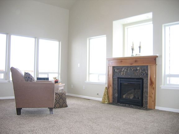 5th image of 312 Panorama Dr