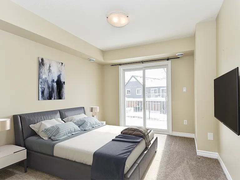 225 Riddell St #50 — Photo 14