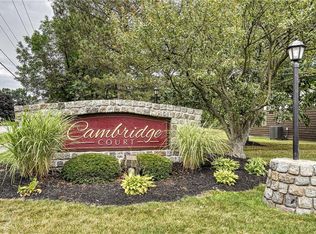 25 Cambridge Ct, Fairport, NY 14450