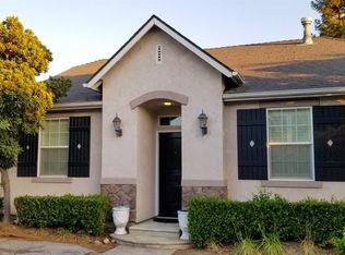 5275 W King Fisher Ln, Fresno, CA 93722