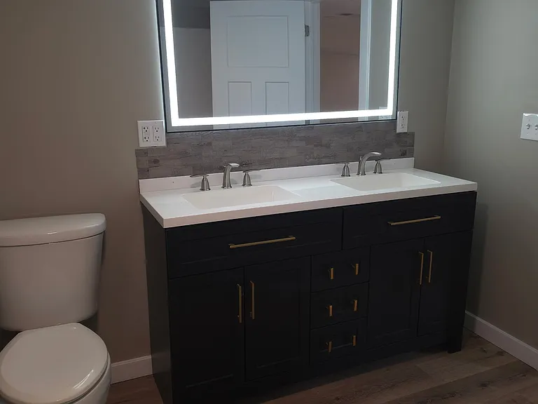 4231 S Johnson Rd — Photo 15