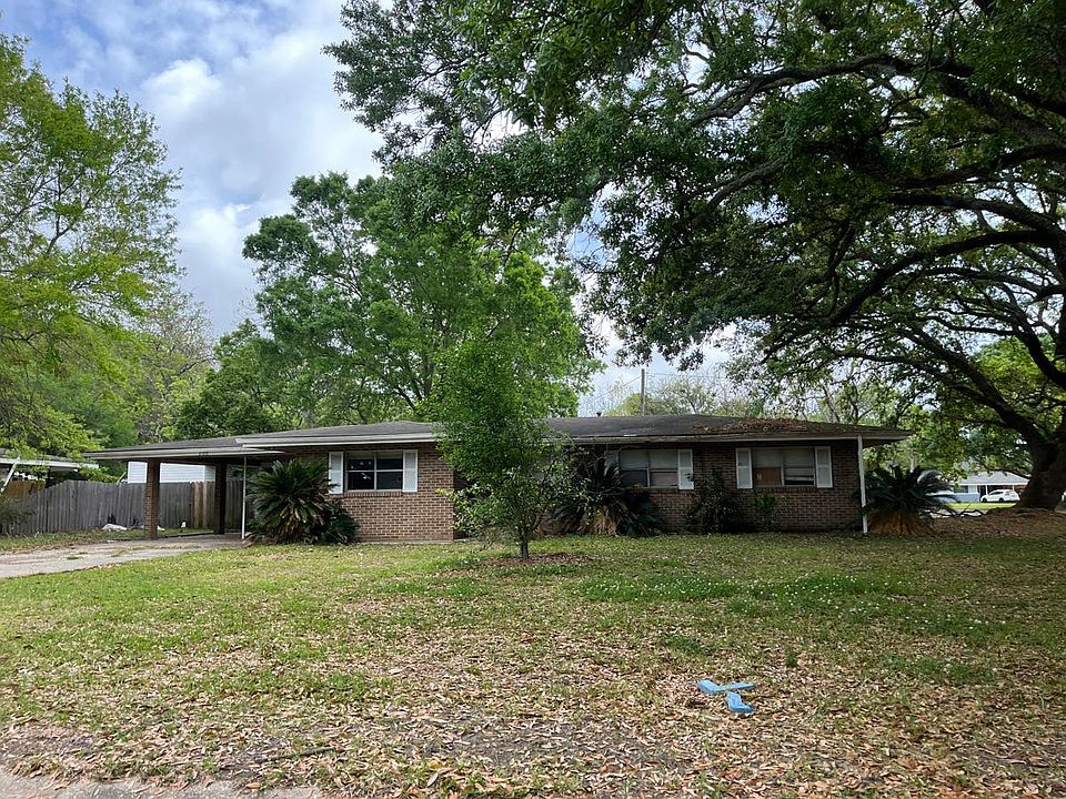 1st image of 2108 Meadowbrook St