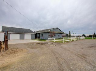 1872 W Service Rd, Modesto, CA 95358