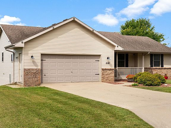 2nd image of 4549 Parkwood Dr