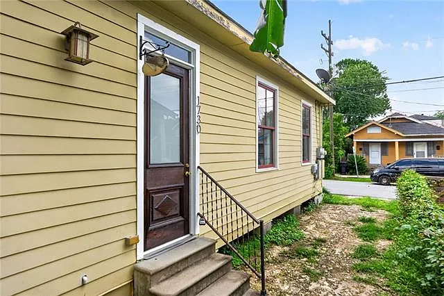 1730 Joliet St — Photo 2