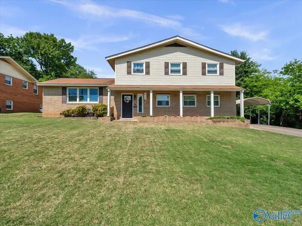 2216 Fairfax St NE, Huntsville, AL 35811