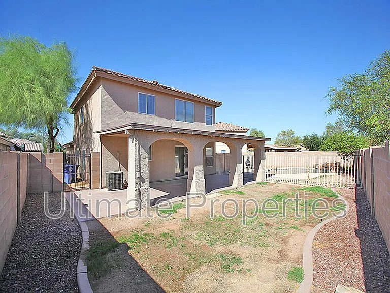 12511 N 121st Dr — Photo 17