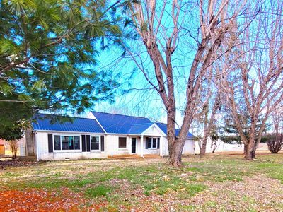 1389 Taylor Town Rd, White Bluff, TN, 37187